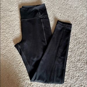 Victoria’s Secret Incredible Essential Legging